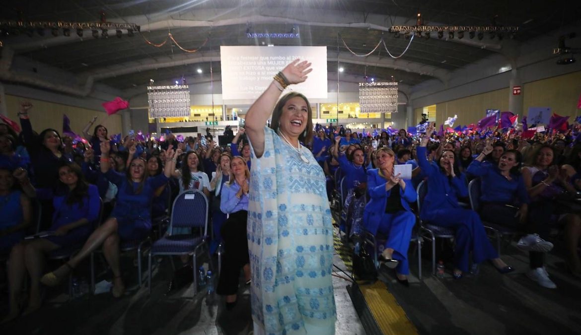 Participan 6 mil asistentes en Encuentro Nacional de Mujeres de Acción